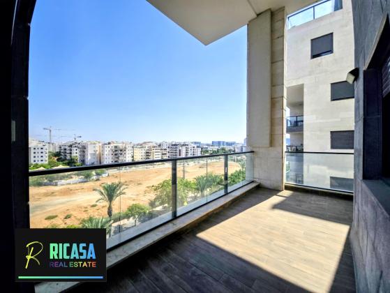 בשכונת שז"ר