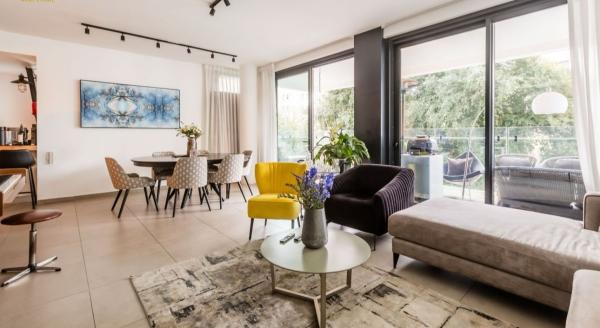 בשכונת רמת אביב ג