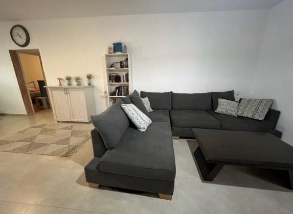 ראש פינה 3, נאות שושנים