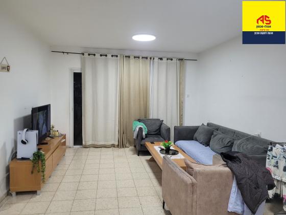 הרמן מאיר, נאות יוסי שבו