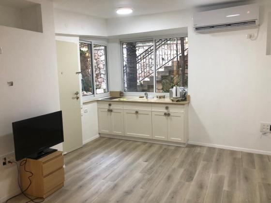 וינגייט 12, נווה הברון