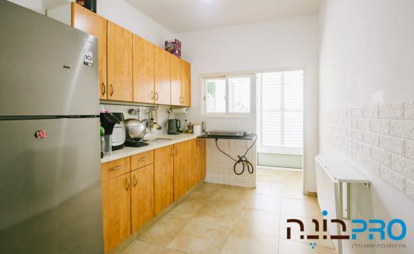 תרמ"ב, אברמוביץ