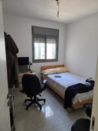 פרופ' אברהם הרשקו 8, רחובות המדע