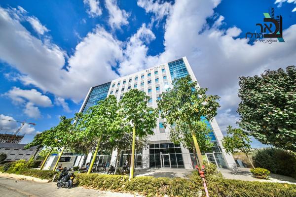 הורביץ אלי 27