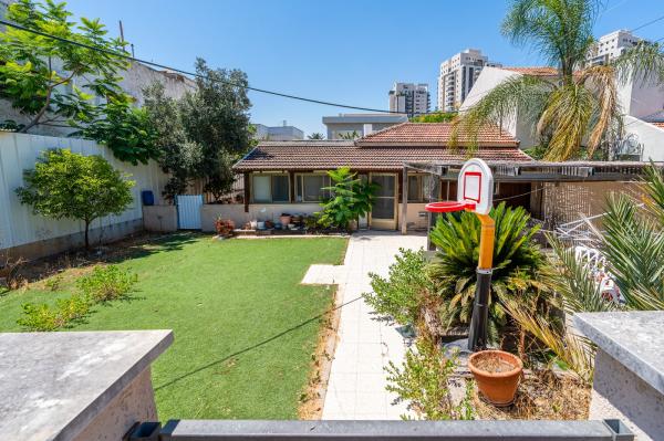 עשרת הרוגי מלכות, בן גוריון, נווה אלון