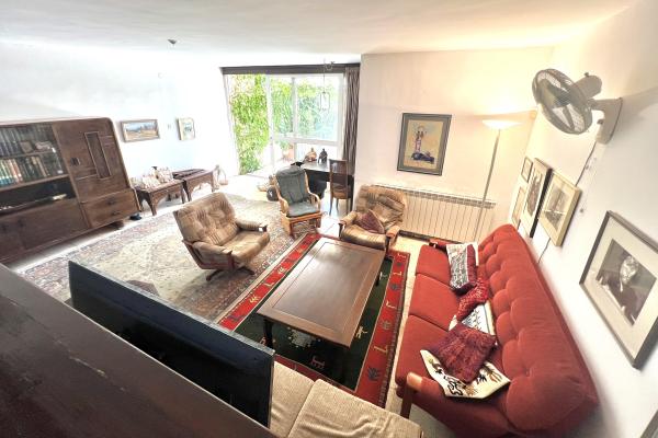 מבוא המאבק, הגבעה הצרפתית