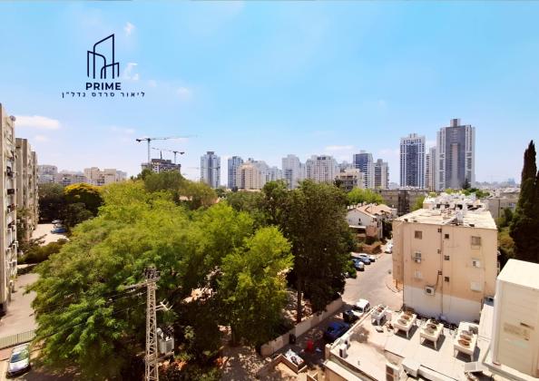 התחיה, נאות שושנים