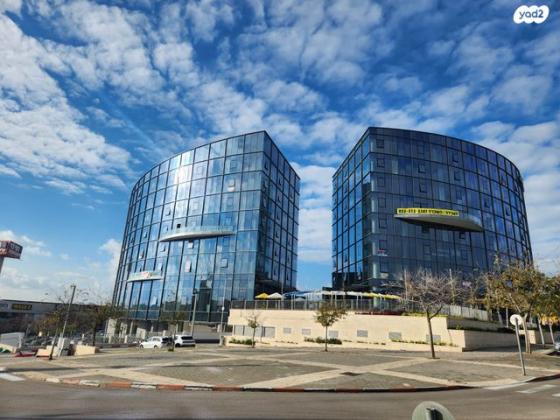 שדרות המלאכות 21, ישפרו סנטר