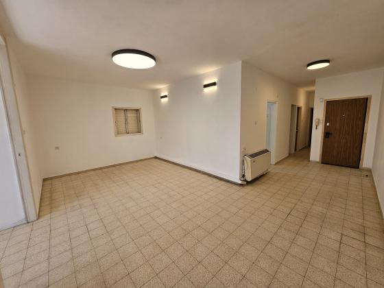 סוקולוב 119, אגרובנק