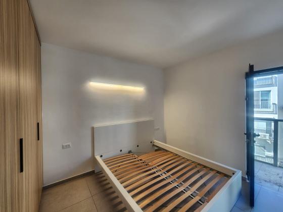 חבקוק 7, נמל תל אביב