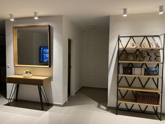 מרים הנביאה 15, פסגות אפק