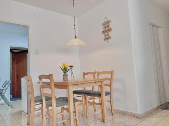 צביה לובטקין 34, כפר שלם