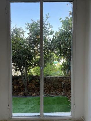 חצב 67, שכונה ט