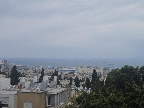 ארלוזורוב, הדר עליון