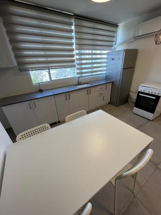 שדרות יעלים 20, שכונה ה