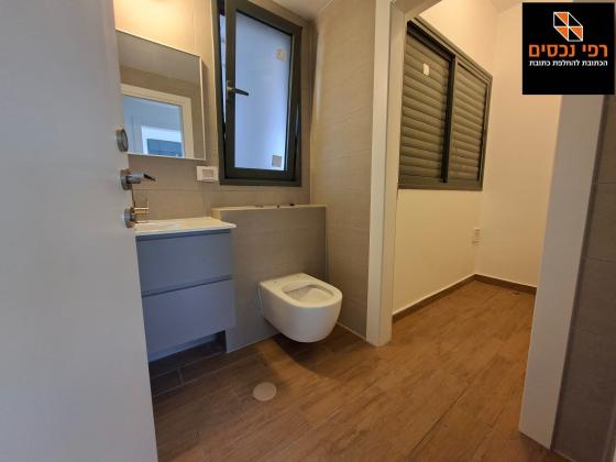 בשכונת מרכז