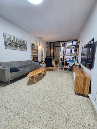 קראוזה 28, אגרובנק