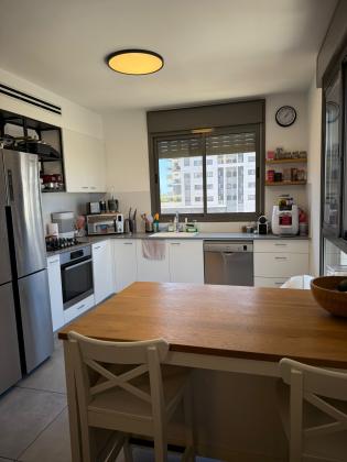 יוסי שריד 5, גליל ים החדשה