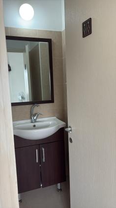 ז'בוטינסקי 1, ארלוזרוב