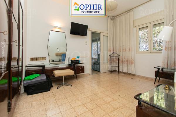 עין גדי 4, כרמל צפוני