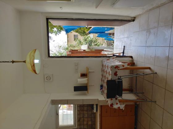 הלל 41, הדר עליון