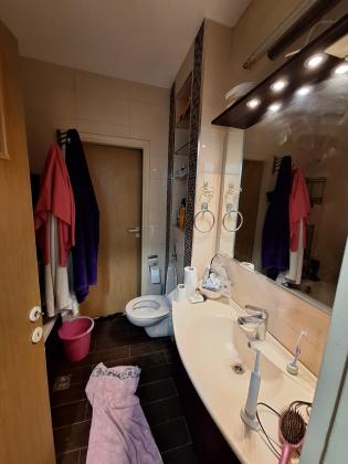 בשכונת שכונה ו