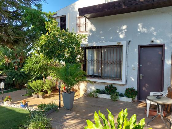 נשלסק 6, קרית אונו הותיקה