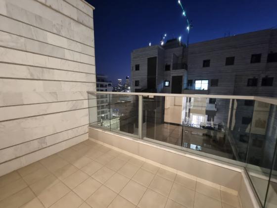 לח"י 20, אזור תעשיה