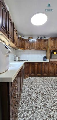 מוהליבר 10, מרכז העיר צפון