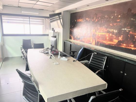 בן יהודה 34, מרכז העיר