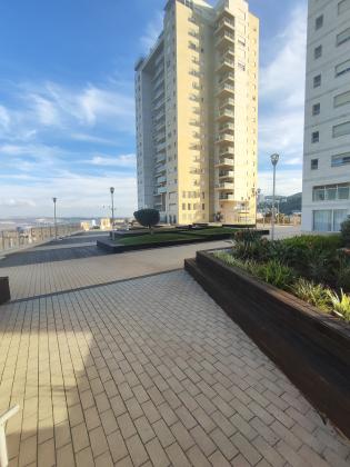 בשכונת נוה שאנן