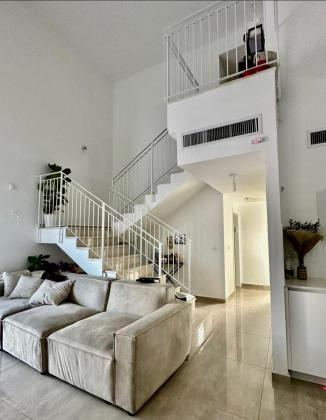 עמית מאיר 6, רמת חן