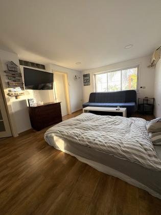 אנצ'ו סירני 11, רמת אשכול