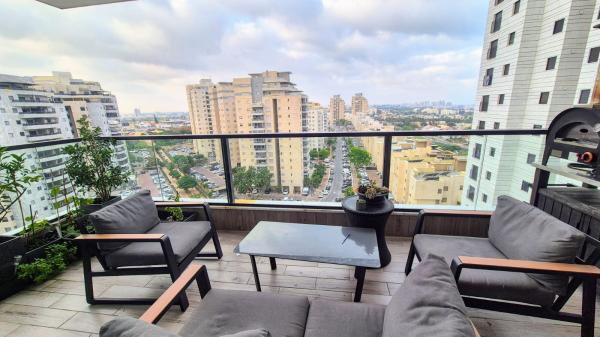 בלפור 25, מצפה ברנע