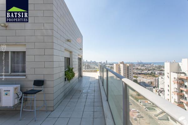 נוה גנים 2, נוה פז