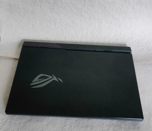 ASUS ROG Strix SCAR 15