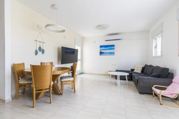 רא"ל דוד אלעזר 12, המגינים (השמשוני דרום)