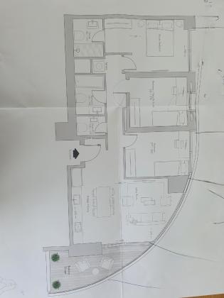 יצחק (זיקו) גרציאני 4, שרונה