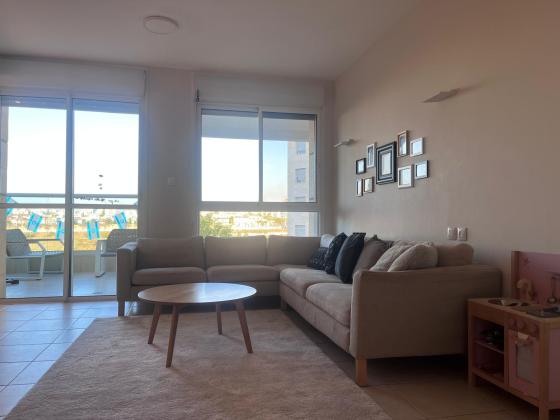 מודעי יצחק 3, רמת הדר