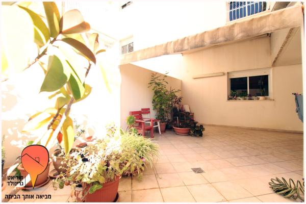 בני ברית, הדר