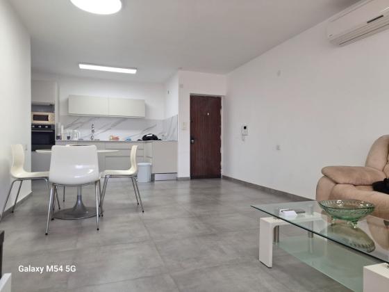 הירדן 98, הבילויים