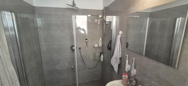 ע. הלל 8, נווה זמר