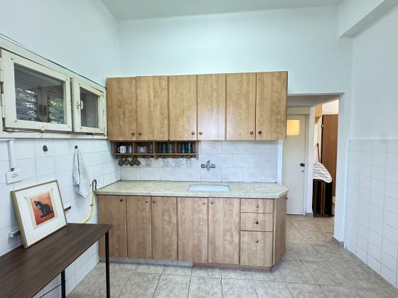 מסדה 46, הדר עליון