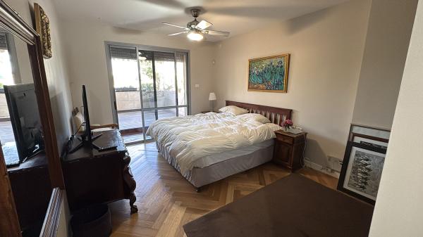 יגאל ידין 43, המגינים (השמשוני דרום)