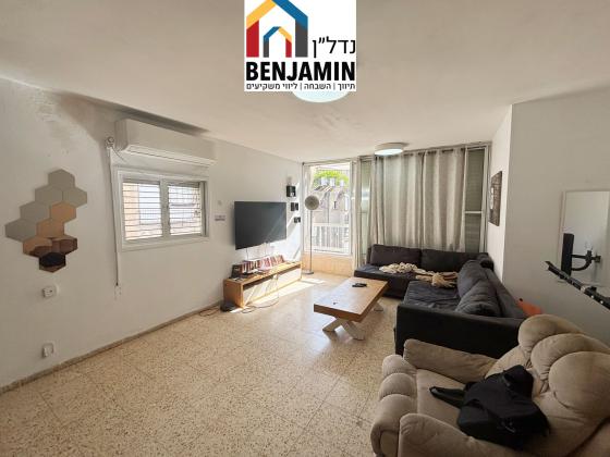 פינקס 21, המרכז השקט