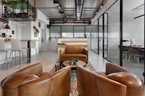 התע"ש 18, אזור התעשיה הישן