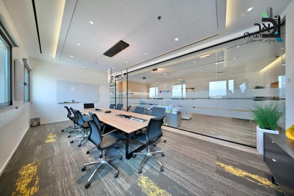 הורביץ אלי 27