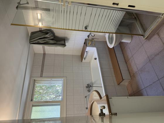 שדרות הנשיא 124, מרכז הכרמל