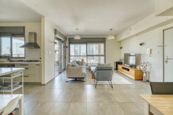 נחלת יצחק 14, נחלת יצחק