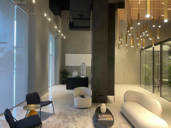 הנשיא 73, גיורא